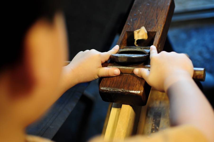 老工具新體驗 - 感受雕刻老工具和台灣木材的魅力 