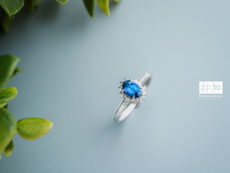 頂級天然無燒皇家藍藍寶石18K白金鑽石戒指(附證書) 藍寶石,Sapphire,剛玉,corundum,星光藍寶石