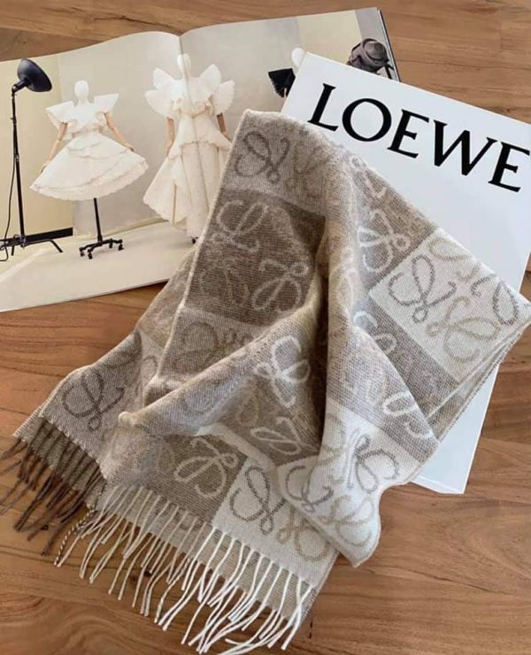 LOEWEAnagram scarf in wool and cashmere圍巾(售價已折) LOEWE,限量,,LOGO,圍巾