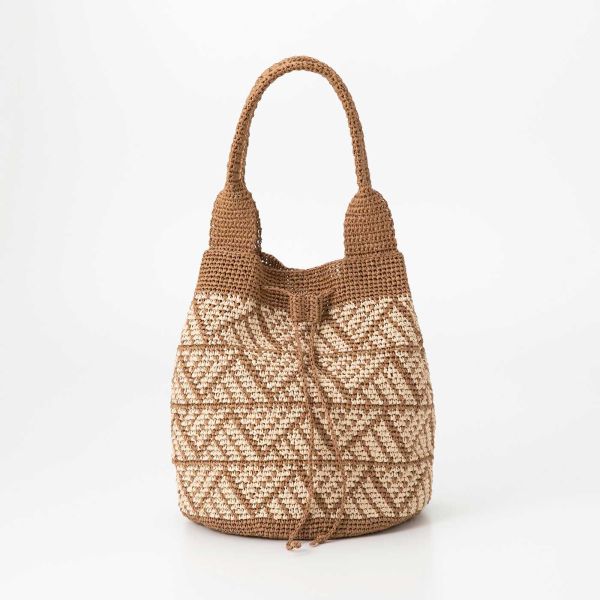 ＳＡＳＡＷＡＳＨＩＦＬＡＴで編むたっぷり入る幾何学模様のきんちゃくバッグ 