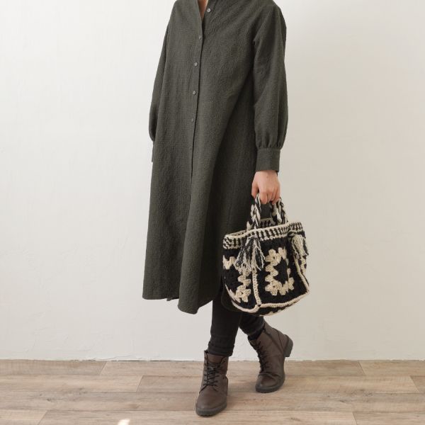 日本Hará Wool 材料包 -經典黑白，モチーフつなぎの大きめバッグ 