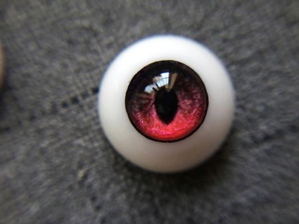 【落角匣】歐珀-紅 樹脂眼 【落角匣】歐珀-紅 樹脂眼