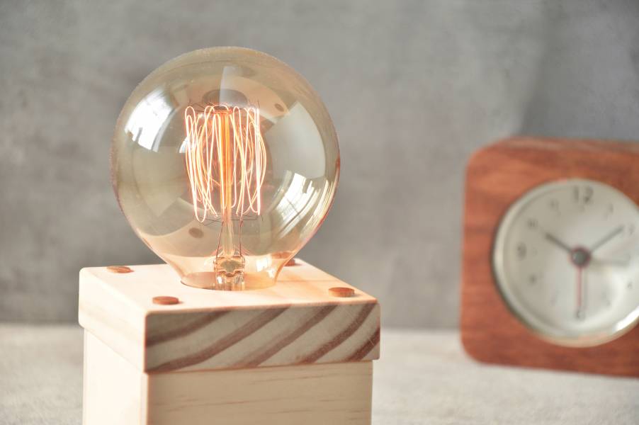 Wood Box Lamp Lamp, DIY, carpentry, experience.