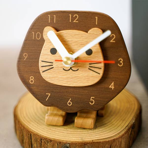 Frans Clock wood, woodart, lion clock,
