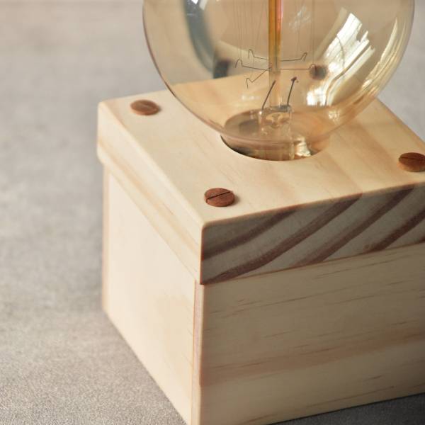Wood Box Lamp Lamp, DIY, carpentry, experience.