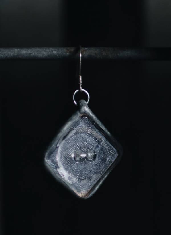 真真鑲嵌玻璃研究所 | 捷克1930's玻璃鈕扣耳環-單只販售 