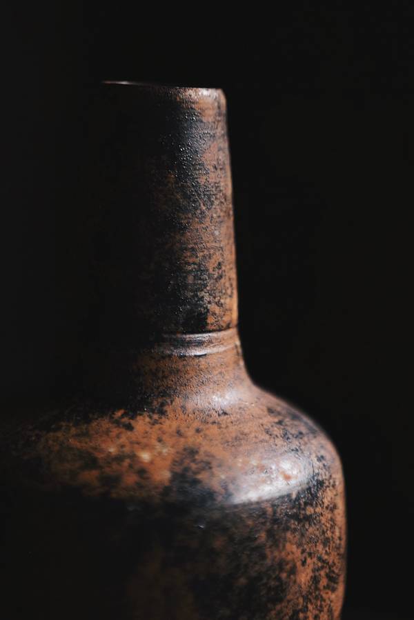 鏽蝕花瓶A  高長 