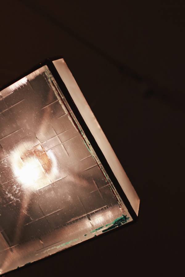真真鑲嵌玻璃研究所 | 六面方盒吊燈 l 十字紋 