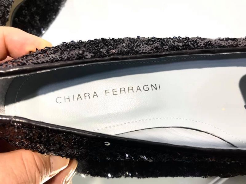 Chiara Ferragni CF1219 黑白對比亮片眨眼低跟樂福鞋    IT 36/38 