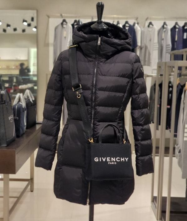 Givenchy 迷你帆布手提 G-Tote 托特包    黑色/附長款肩背帶 Givenchy 迷你帆布手提 G-Tote 托特包   黑色/附長款肩背帶