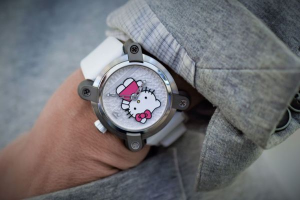 瑞士 Romain Jerome 羅曼·傑羅姆全球限量76隻  Romain Jerome X Hello Kitty 特別聯乘鑽錶 