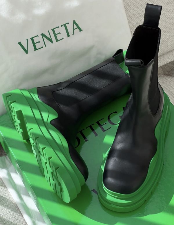 Bottega Veneta 630297 女款 BV Tire 拉伸長靴    黑色/鸚鵡綠     IT35/35.5/36/36.5/37/37.5/38 