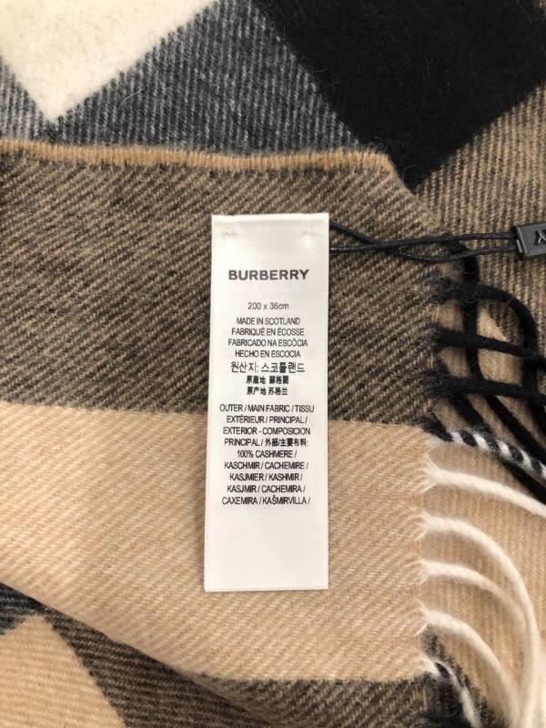 Burberry Vintage 格紋經典喀什米爾圍巾 200 CM   駝米色 