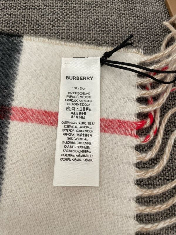 Burberry 80592801 對比感格紋羊絨喀什米爾圍巾    典藏米色/ 自然白 