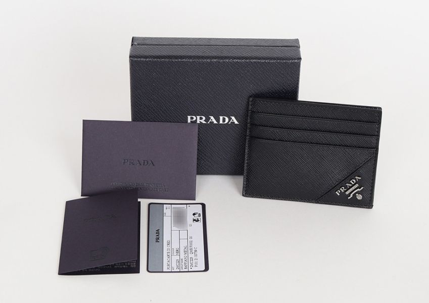 Prada 2MC223 Saffiano 皮革名片信用卡夾/卡包  黑色 Prada 2MC223 Saffiano 皮革名片信用卡夾/卡包  黑色