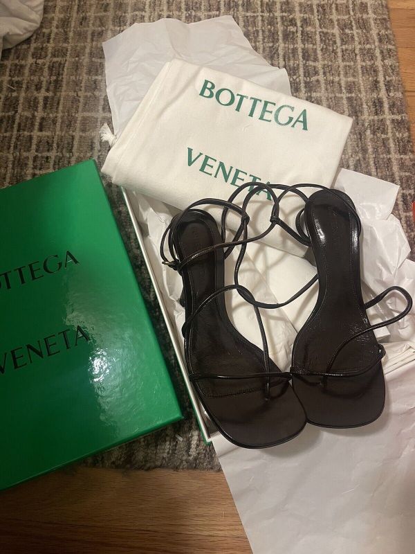Bottega Veneta 630178 女款夾腳露趾9公分高跟涼鞋  黑色﻿     IT 34/34.5/35/35.5/36/36.5/  37/37.5/38/38.5/39/39.5/40 