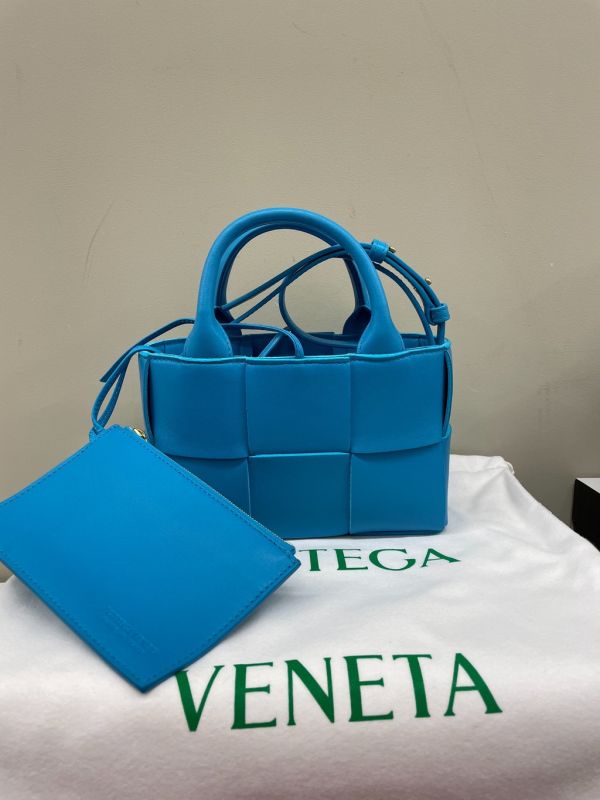 Bottega Veneta 729029 Candy Arco 托特包    附可拆卸小包及長肩帶    藍色 