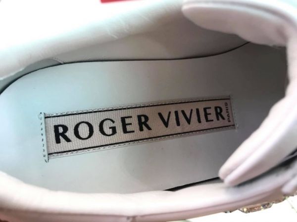 Roger Vivier Viv Skate Strass 水晶方釦軟皮運動鞋    IT 35/36.5 Roger Vivier Viv Skate Strass 水晶方釦軟皮運動鞋
