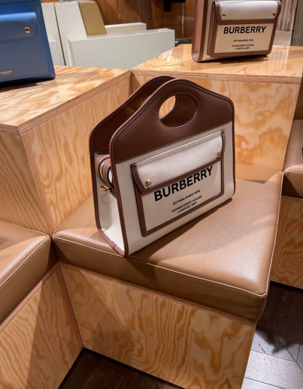 Burberry 80367841 小款雙色調帆布拼皮革 Pocket 包  帆布織帶肩帶  自然色/麥芽棕色 