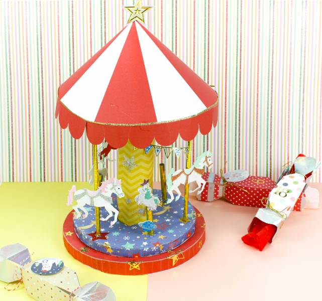 Let’s have a party! A paper carousel party 