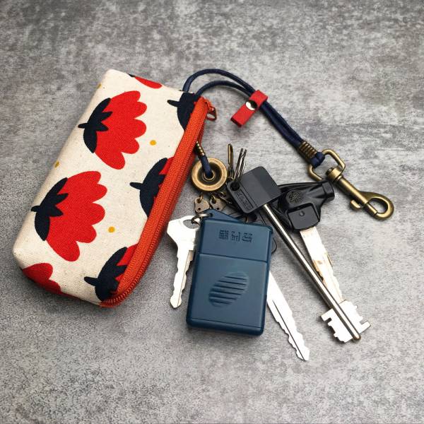 拉鍊鑰匙包 (紅花) 日本布 接單生產* 鑰匙包,keyholder,鑰匙收納,キーケース,kyecase,隨身小包,客製化