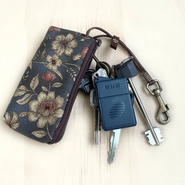 拉鍊鑰匙包 (古典花) 日本布 接單生產* 鑰匙包,keyholder,鑰匙收納,キーケース,kyecase,隨身小包,客製化
