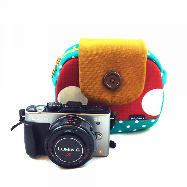 相機堡包 (香菇公園) 日本布 相機包,隨身小包,類單眼相機包,數位相機包,即可拍,斜背小包