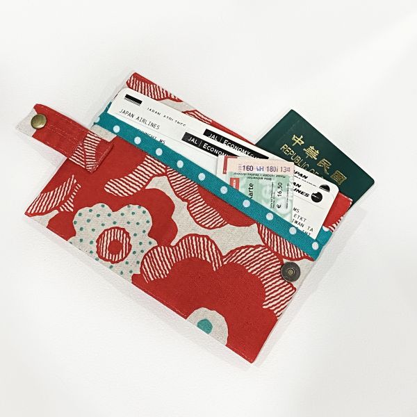 護照套+扣帶 (北歐紅花)  日本布 接單生產* 護照套,passportcase,パスポートケース