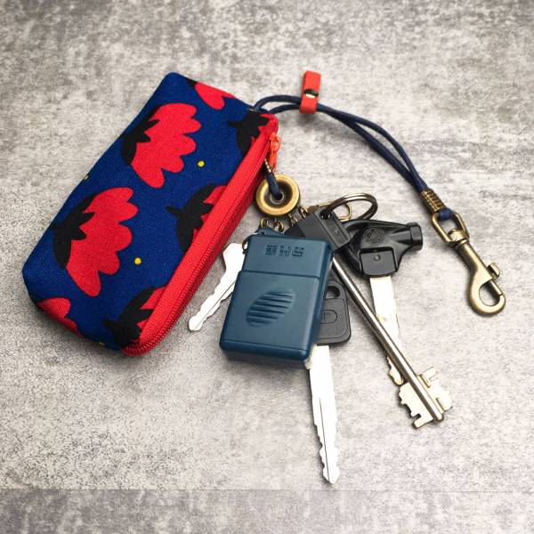 拉鍊鑰匙包 (靛藍花底) 日本布 接單生產* 鑰匙包,keyholder,鑰匙收納,キーケース,kyecase,隨身小包,客製化