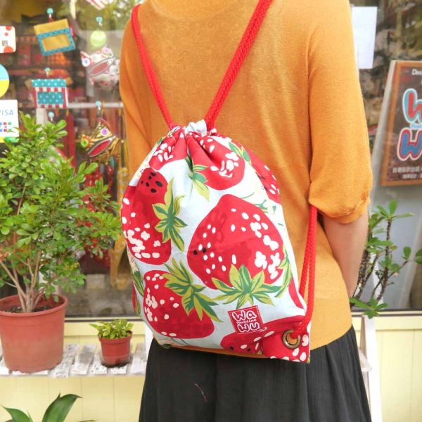 束口後背包 + 小收納袋 (草莓) 日布 束口後背包,環保袋,購物袋, ShoppingBag, エコバッグ,束口袋,後背包