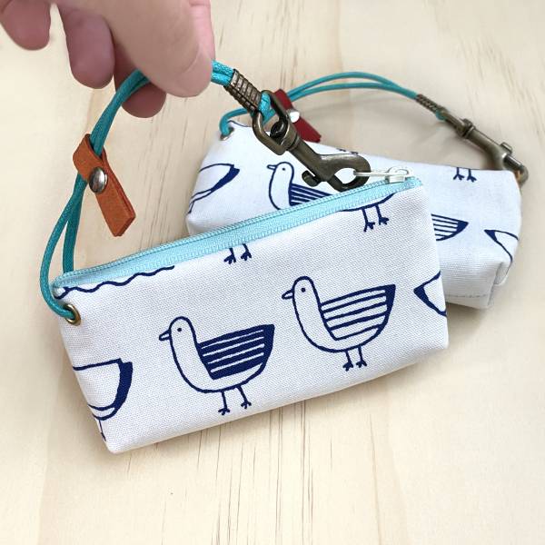 拉鍊鑰匙包 (鴿白呢) 日本布 接單生產* 鑰匙包,keyholder,鑰匙收納,キーケース,kyecase,隨身小包,客製化