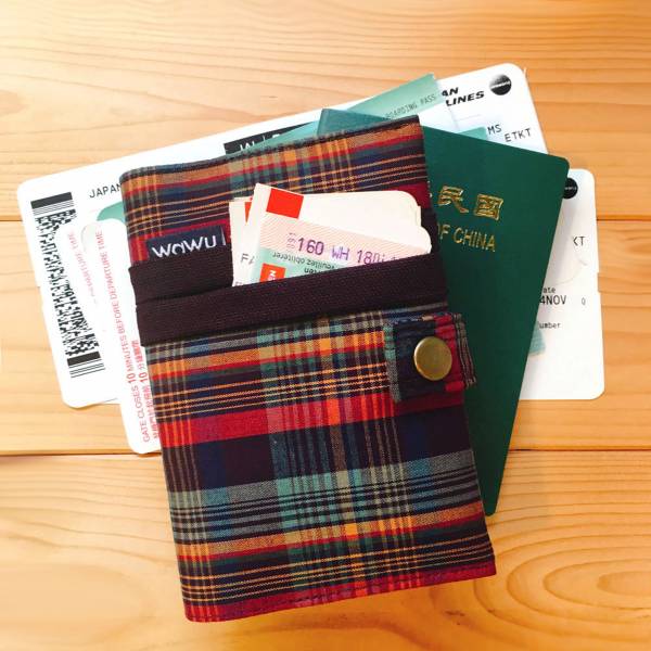 護照套+扣帶 (彩格)  接單生產* 護照套,passportcase,パスポートケース