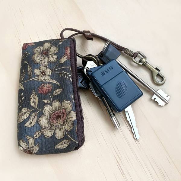拉鍊鑰匙包 (古典花) 日本布 接單生產* 鑰匙包,keyholder,鑰匙收納,キーケース,kyecase,隨身小包,客製化