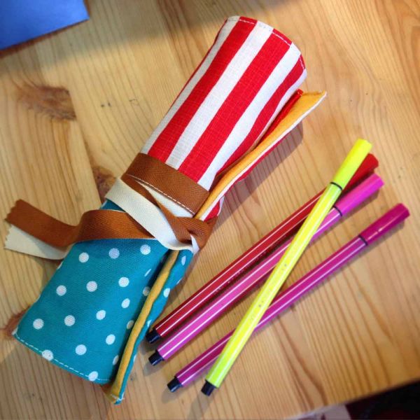 筆捲, 捲軸式筆袋 (歡樂) 接單生產* 筆捲,工具袋,筆袋,餐具袋,卷軸式筆捲