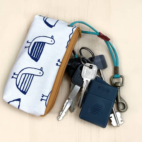 拉鍊鑰匙包 (鴿白呢) 日本布 接單生產* 鑰匙包,keyholder,鑰匙收納,キーケース,kyecase,隨身小包,客製化
