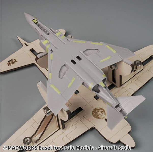 MADWORKS LJS-001 模型用畫架 戰鬥機版本 (塗裝製作輔助) 