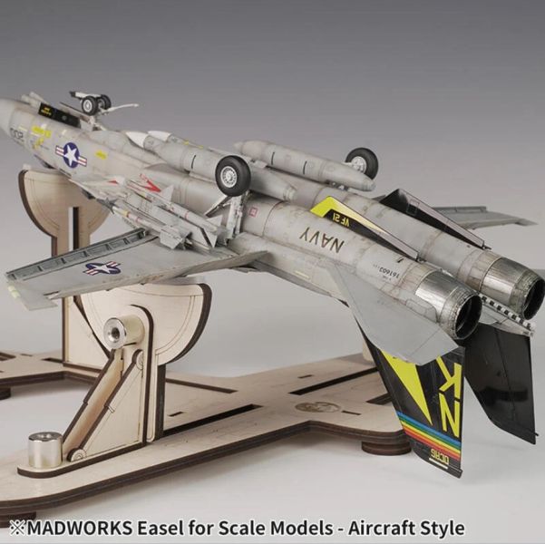 MADWORKS LJS-001 模型用畫架 戰鬥機版本 (塗裝製作輔助) 