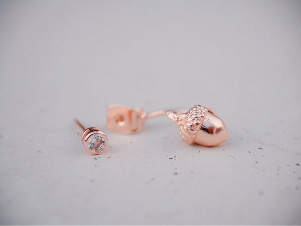 Whispering acorn earrings -rose gold colour 耳環 橡果