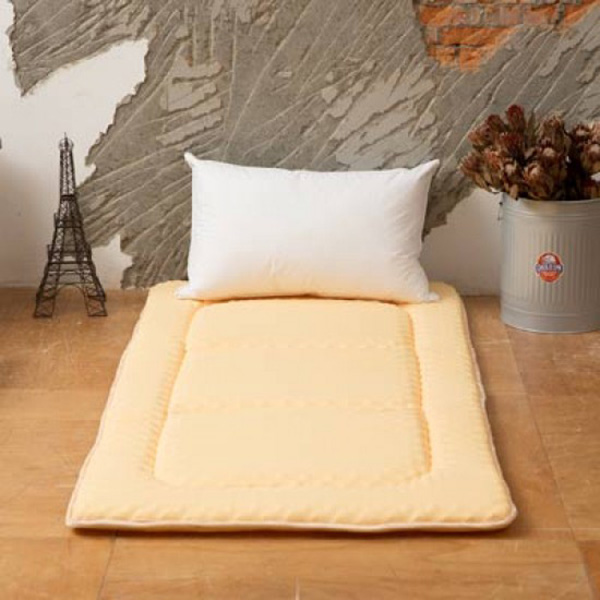 LAMINA    輕便日式床墊-香橙黃 透氣床墊,5公分,三折收納床墊,抑菌床墊,Microban床墊