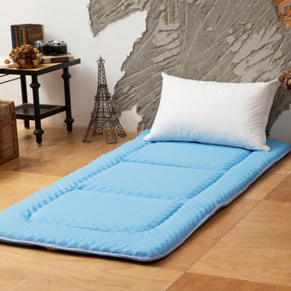 LAMINA  輕便日式床墊-天空藍 透氣床墊,5公分,三折收納床墊,抑菌床墊,Microban床墊,單人床墊