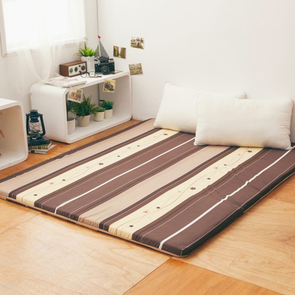 LAMINA   雅蓆兩用透氣床墊-小花條紋-咖 5cm(雙人) 雙人床墊,冬夏兩用床墊,三折床墊,竹蓆床墊,透氣床墊
