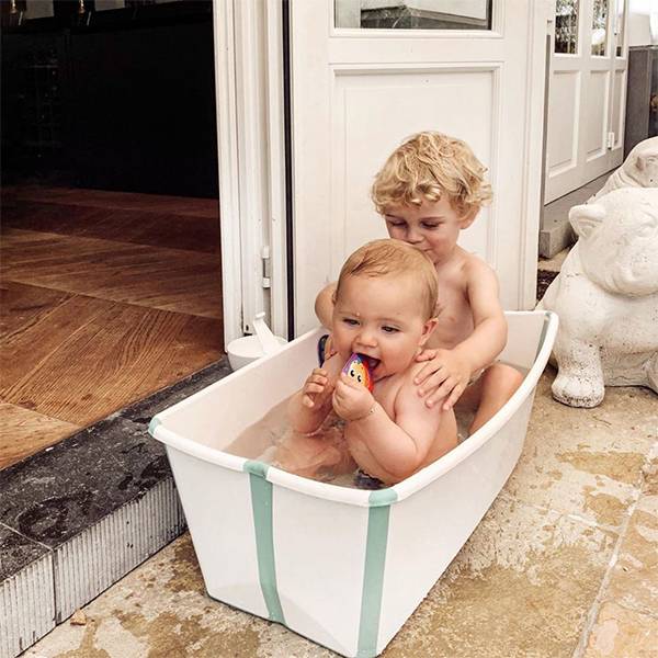 Stokke® Flexi Bath™ 摺疊式浴盆 ( 白色 | 湖水綠包邊 ) 