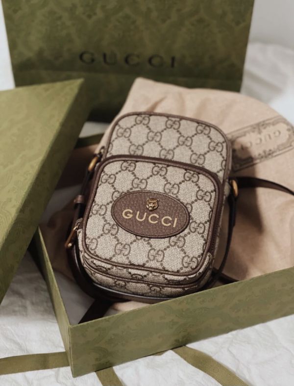 Gucci 虎頭迷你手機包