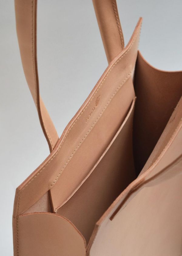 【Eclôt Design】雜誌肩背包 Magazine bag 背包,真皮,包包,皮包,手縫皮革,皮件,開口笑包,植鞣