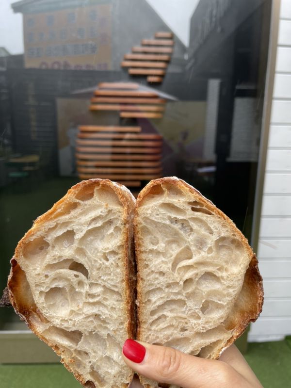 Classic Sour Bread 就是酸種麵包 