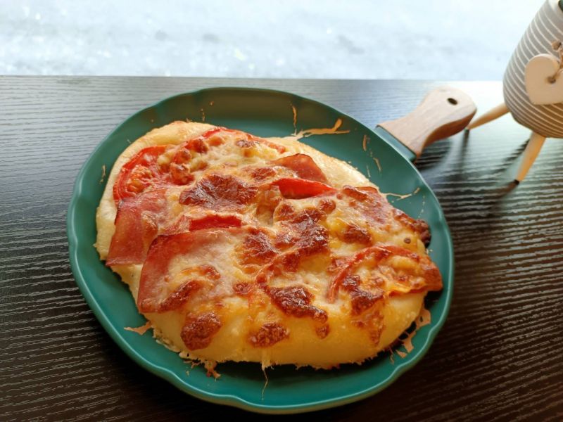 White Sauce Ham & Tomato Focaccia 遨遊義大利披薩佛卡夏 