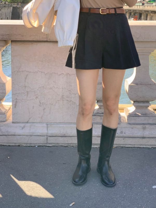 S17#正韓-穿搭超輕鬆的修修腿短褲*2色 