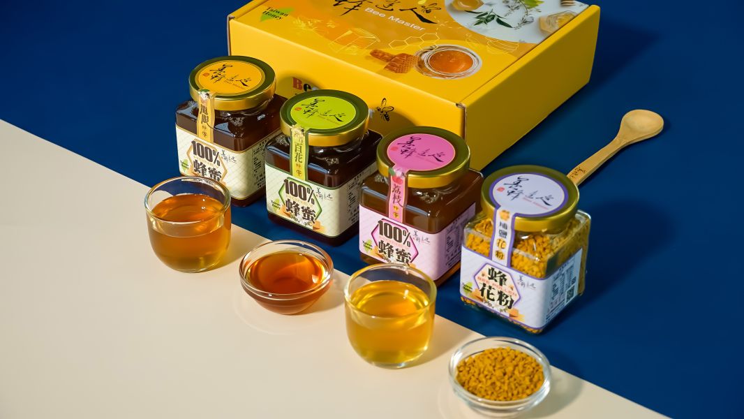 蜂蜜禮盒-熱戀蜜香-小禮盒 養蜂達人,志城養蜂場,蜂蜜,蜂蜜禮盒,團購,宅配,台中蜂蜜,比賽蜂蜜,蜂王乳,蜂花粉,龍眼蜜,荔枝蜜,百花蜜,特等蜂蜜