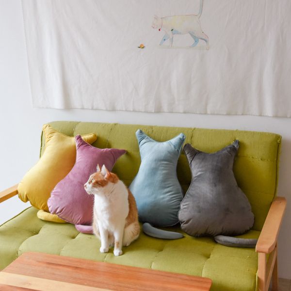 【那裡有隻貓】療癒系貓背影靠墊抱枕