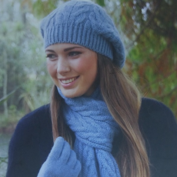 霧藍100%紐西蘭駝羊毛貝蕾帽麻花粗針織保暖帽 毛帽,毛線帽,保暖帽,羊毛帽,羊毛配件